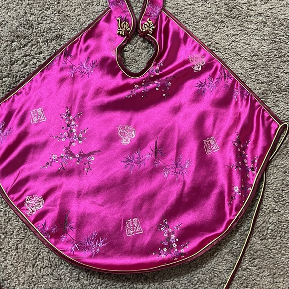 Backless Halter Top - Picture 3 of 3